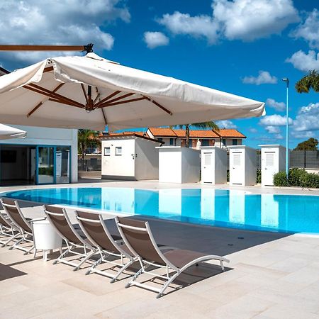 SantʼAgata di Militello Icaro Residence Apartments With A Beautiful Pool מראה חיצוני תמונה