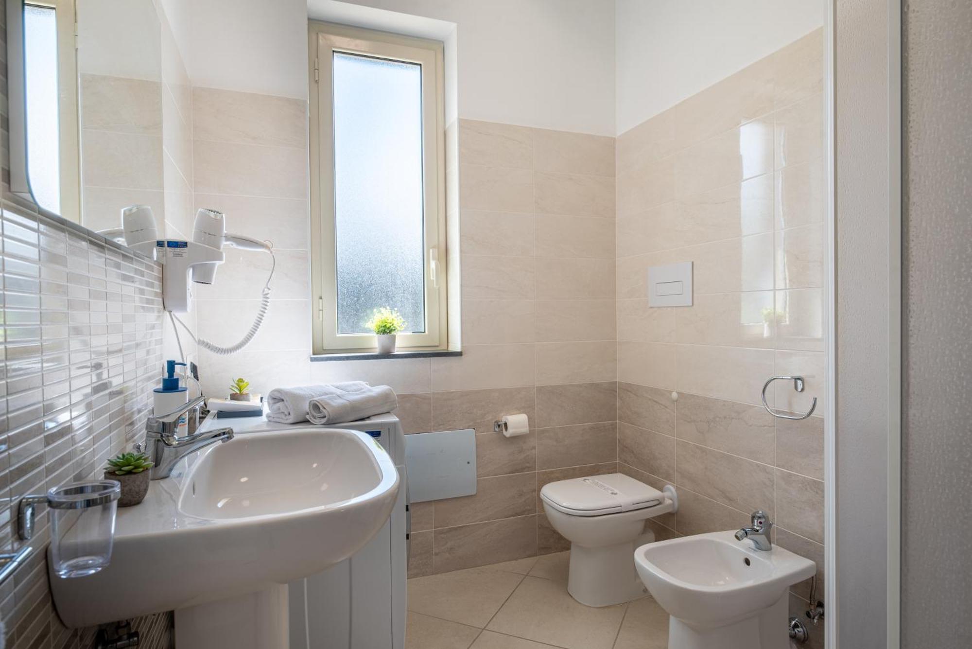 SantʼAgata di Militello Icaro Residence Apartments With A Beautiful Pool מראה חיצוני תמונה