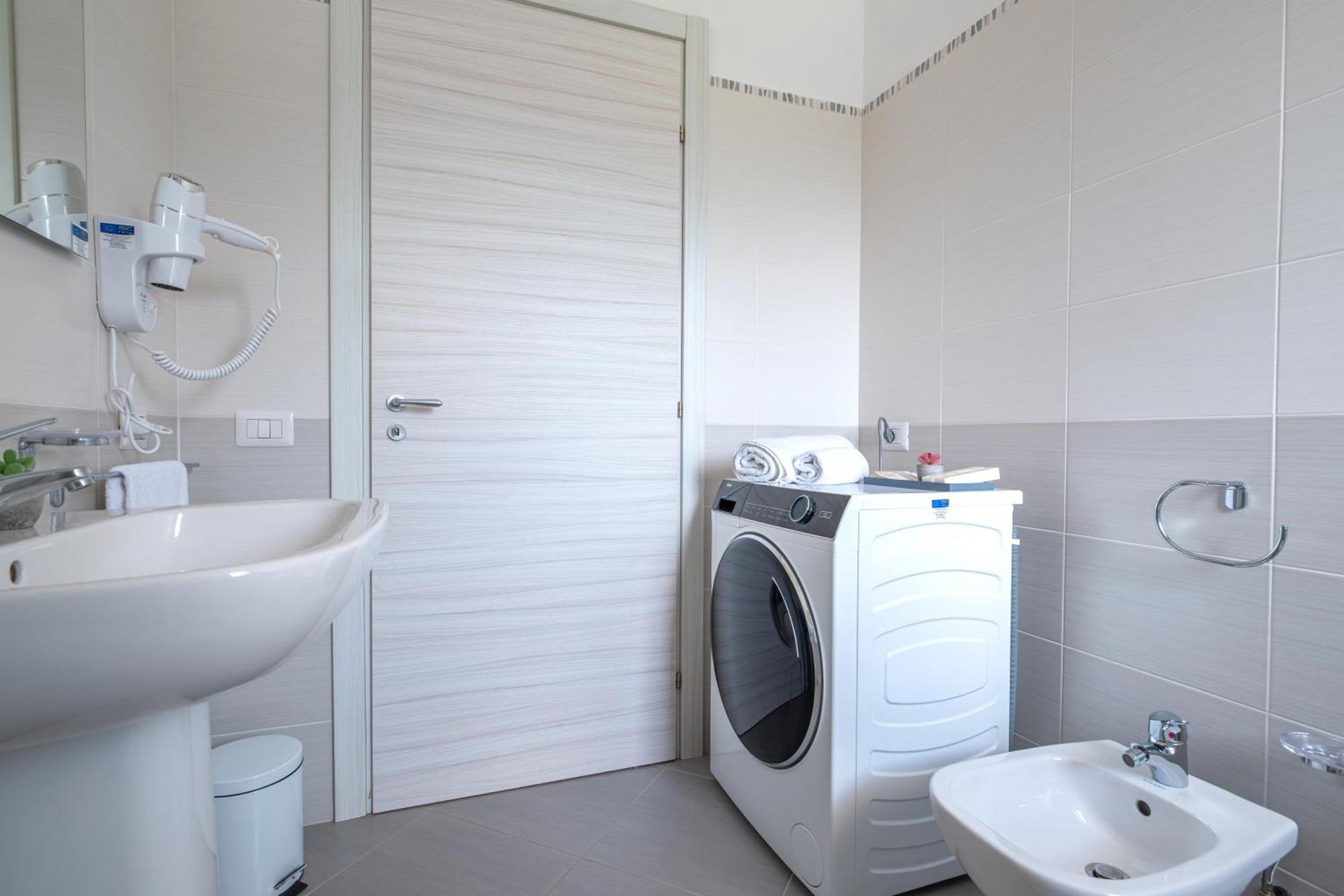 SantʼAgata di Militello Icaro Residence Apartments With A Beautiful Pool מראה חיצוני תמונה