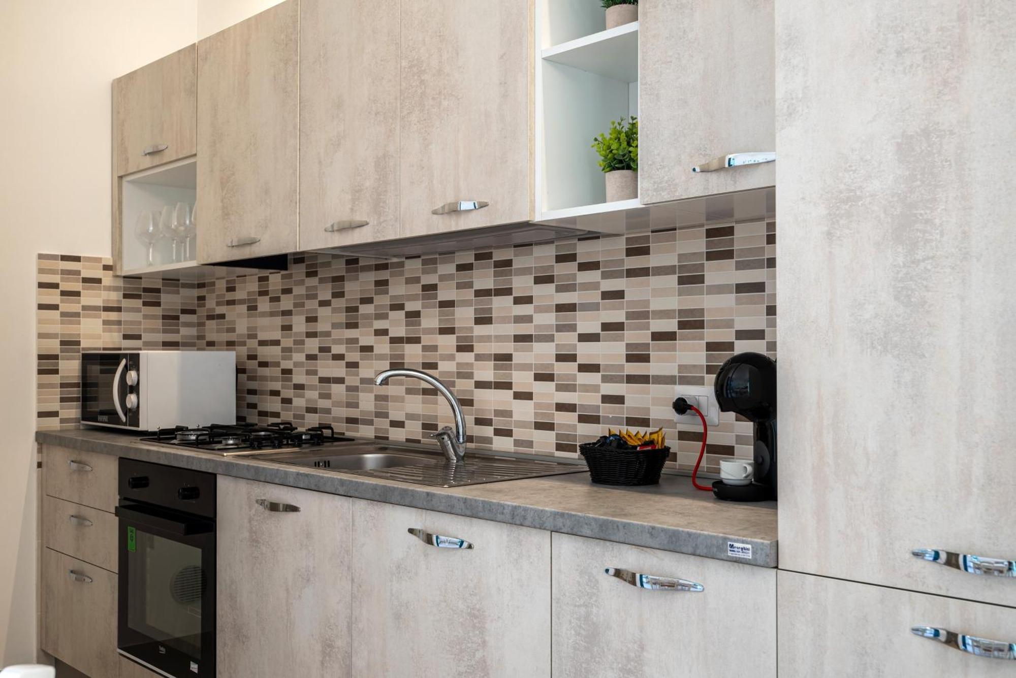 SantʼAgata di Militello Icaro Residence Apartments With A Beautiful Pool מראה חיצוני תמונה